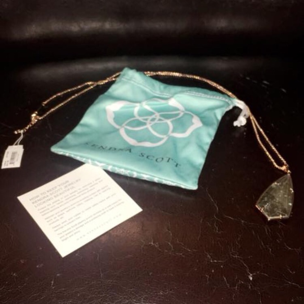 Kendra Scott Necklace